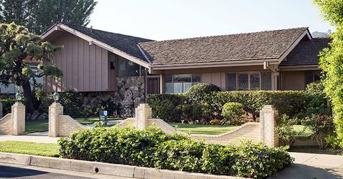 Hgtv mystery buyer brady bunch house main