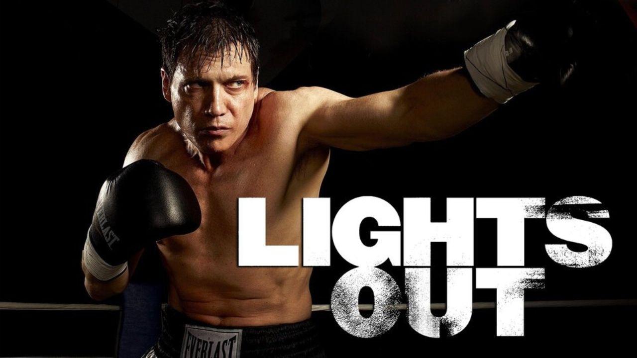 Image of ‘Lights Out’ premiered in 2011 and centered on former boxing champion Patrick 'Lights' Leary, played by Holt McCallany.