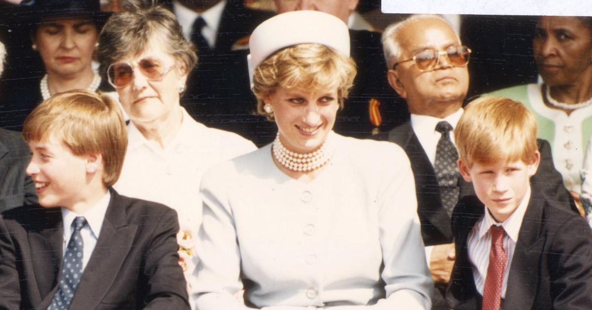 prince harry refuses cooperate with palace over princess diana statue unveiling