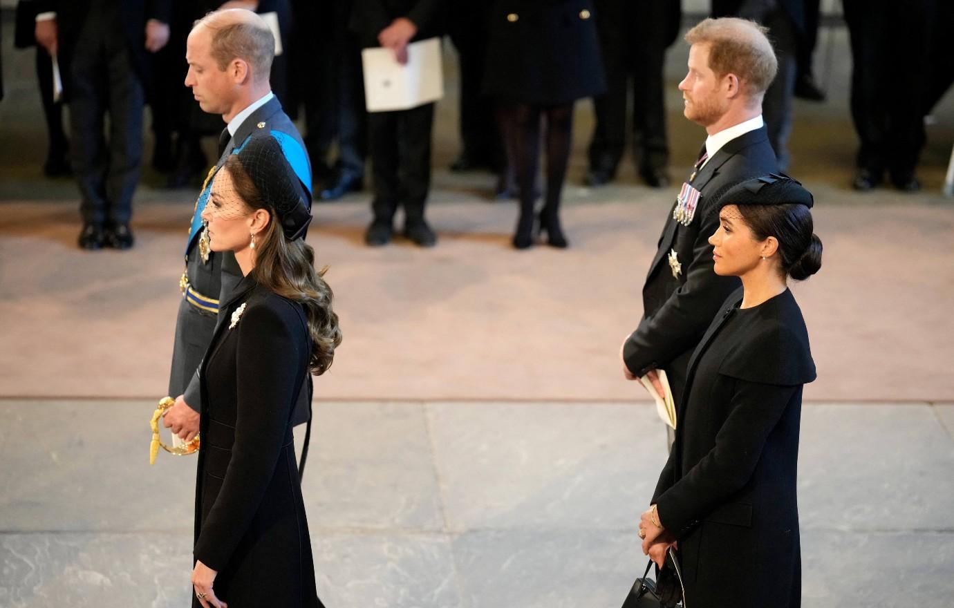 prince harry meghan markle front row prince william kate middleton