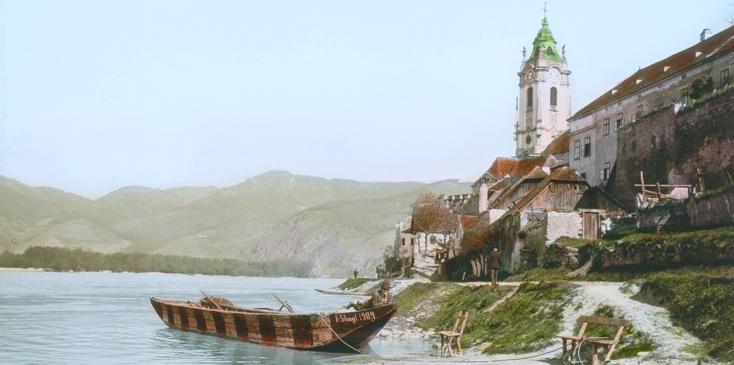 D?rnstein. Lower Austria: View Of The Danube And The Church. Around 1910. Handcolored Lantern Slide.