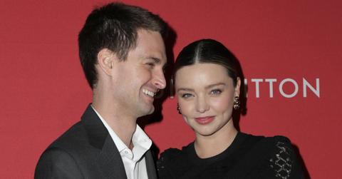 Pregnant Miranda Kerr and husband Evan Spiegel arrive at The Broad in Los Angeles