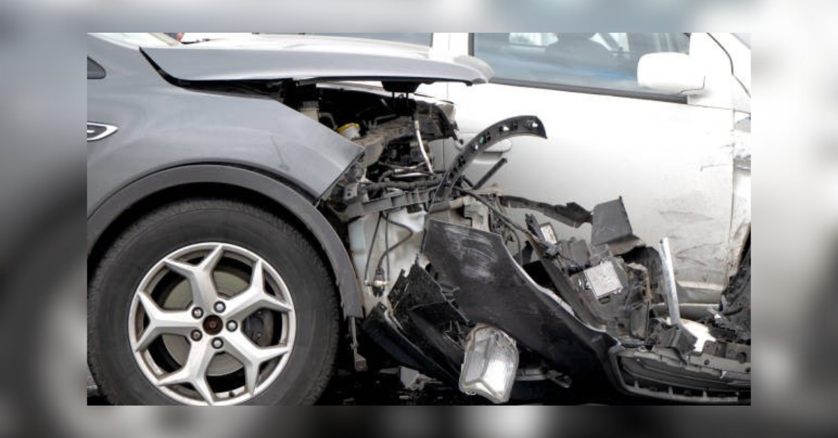 what should you look for in a car accident lawyer before hiring
