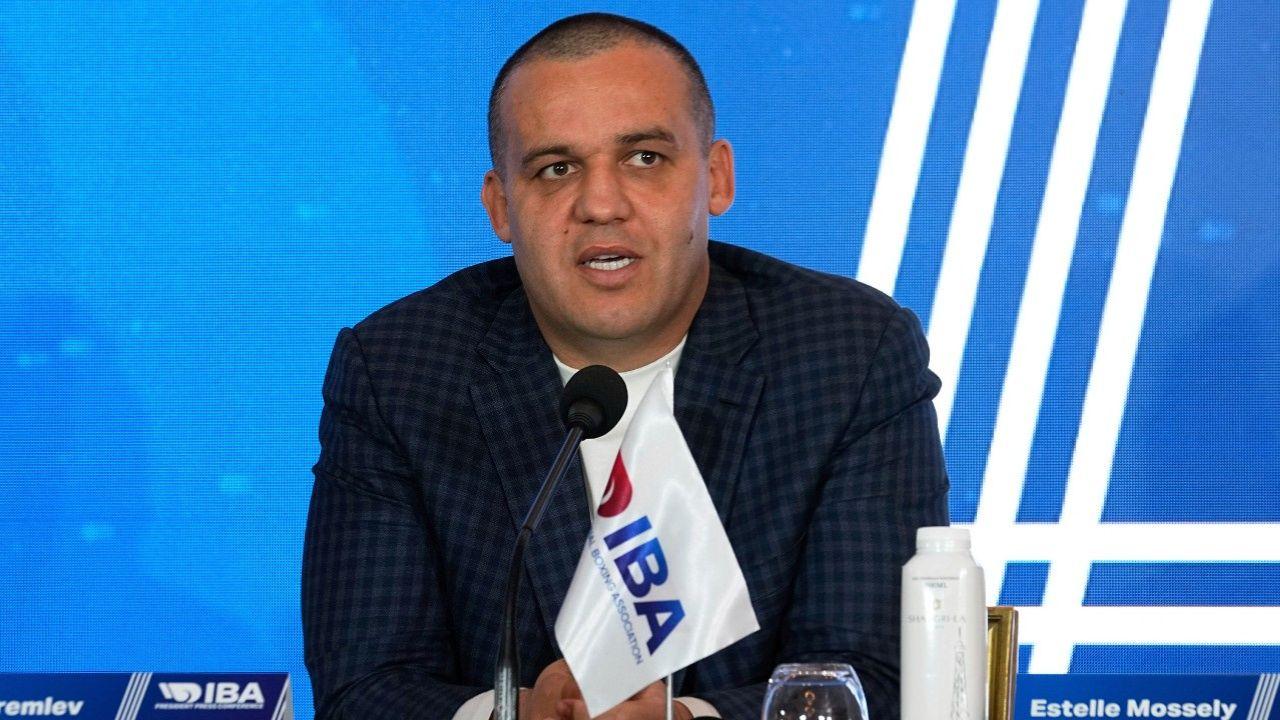 Photo of A spokesman for Umar said he does not discuss politics with American friends.
