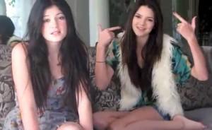 2010__11__Kylie_Kendall_Jenner_Nov30newsnea 300×184.jpg