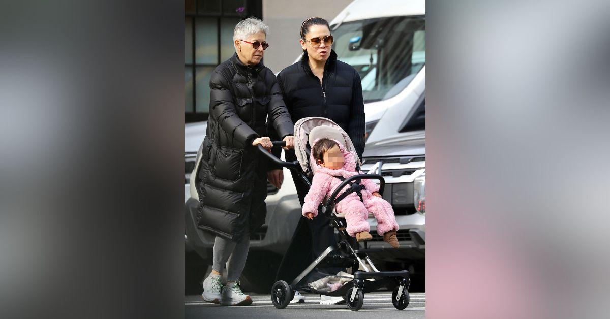 robert de niro reveals he doesnt change diapers