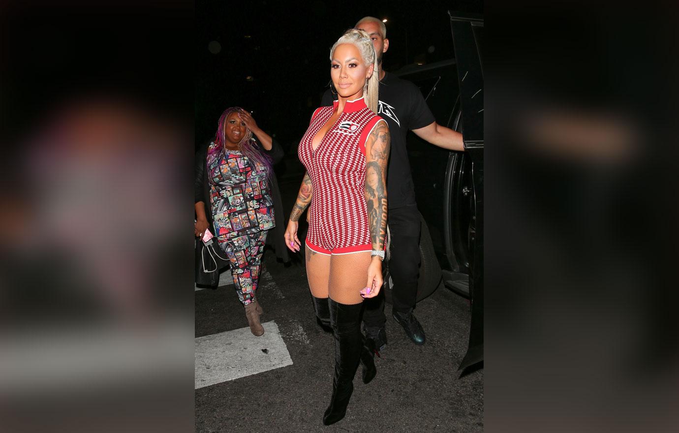 Amber rose curves