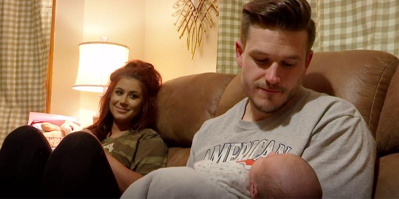 Chelsa houska gives birth baby girl lanye photos instagram