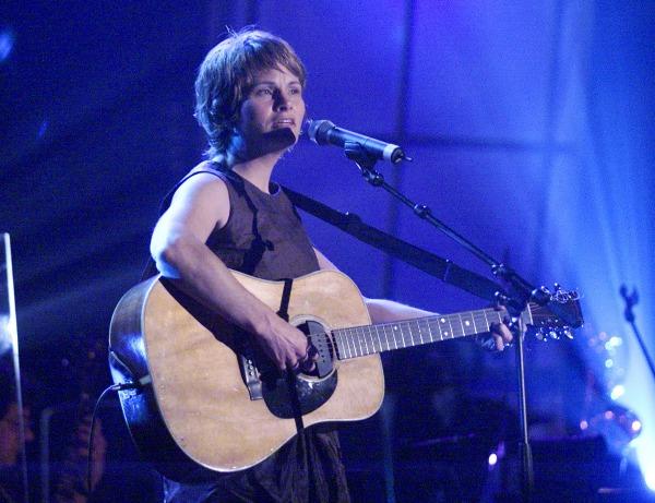 Shawn colvin guitar