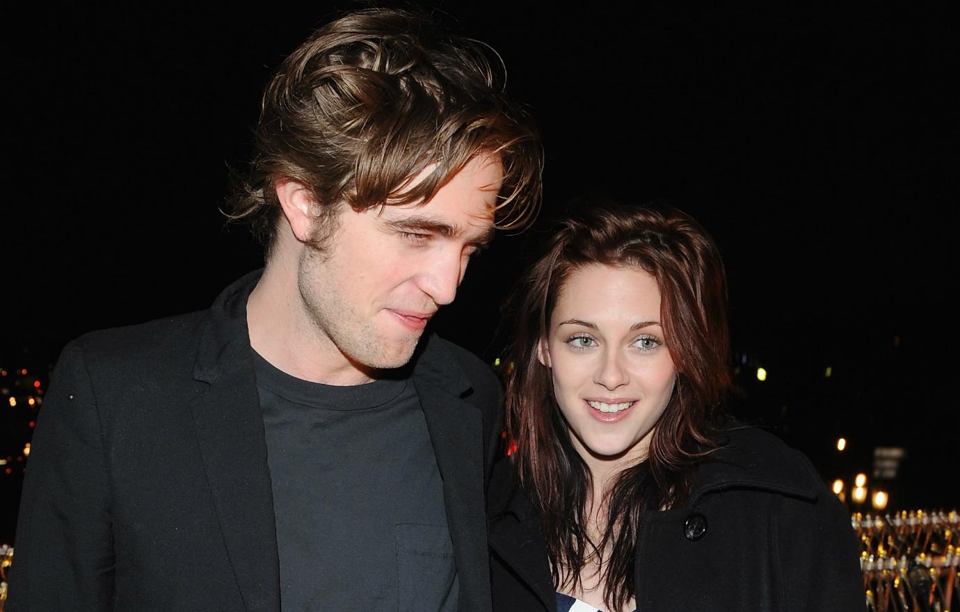 Kristen stewart dating robert pattinson twilight