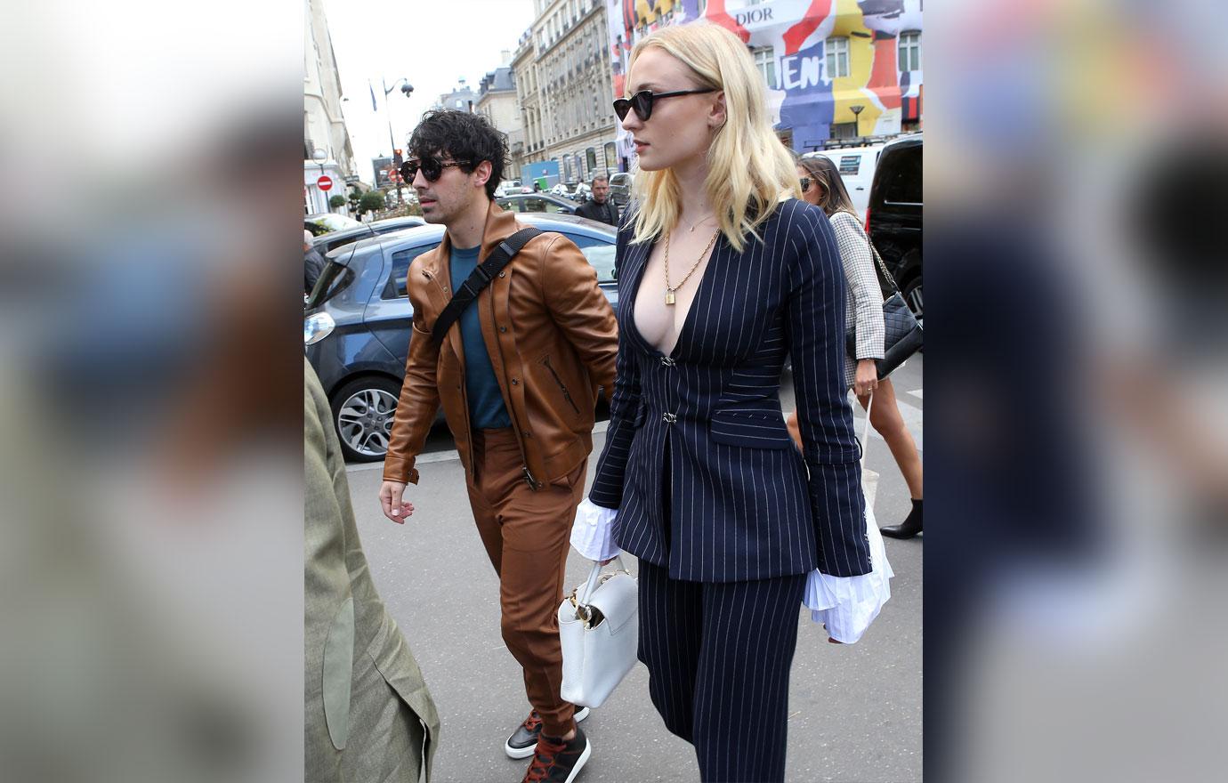 Sophie turner plunging neckline paris fiance joe jonas 5