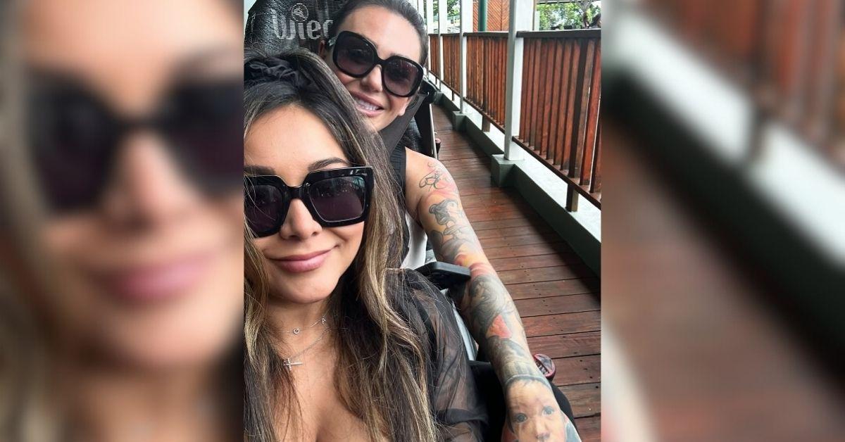 Photo of Snooki and Jwoww