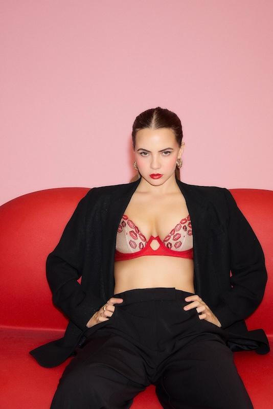 adoremebobbialthoffpressimagelandscape