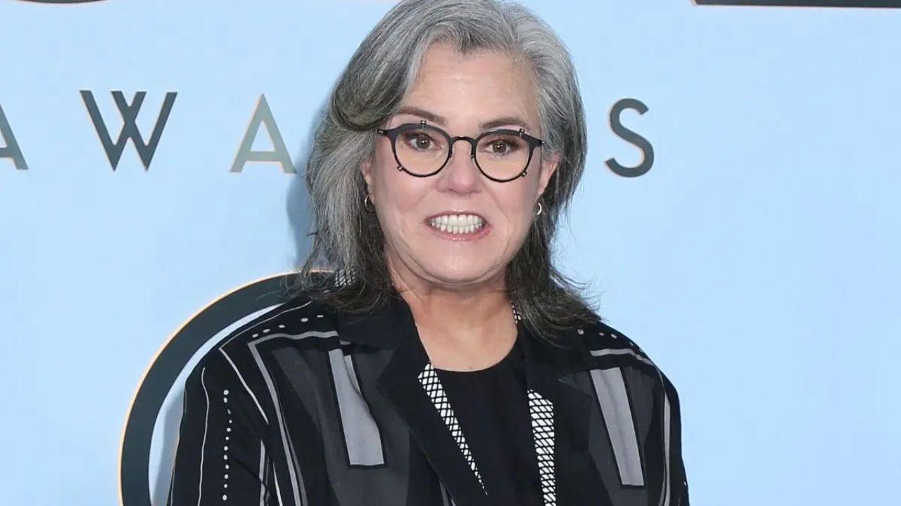 Photo of Rosie O'Donnell urged her followers to keep an eye on what happens with the Jeffrey Epstein files.