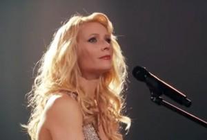 2010__10__Gwyneth_Paltrow_Oct20newsne 300×202.jpg