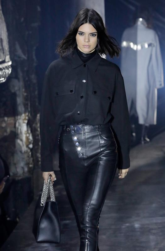 Alexander Wang &#8211; Runway &#8211; February 2017 &#8211; New York Fashion Week