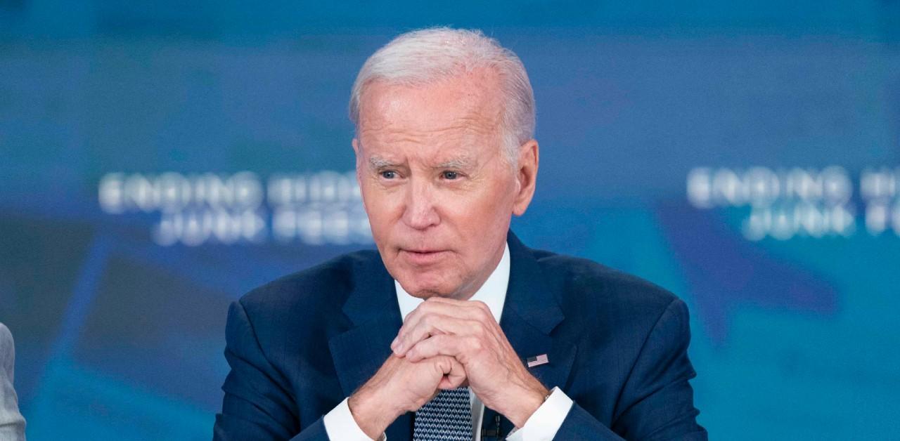 president joe biden makes gaffe speech washington dc dinner