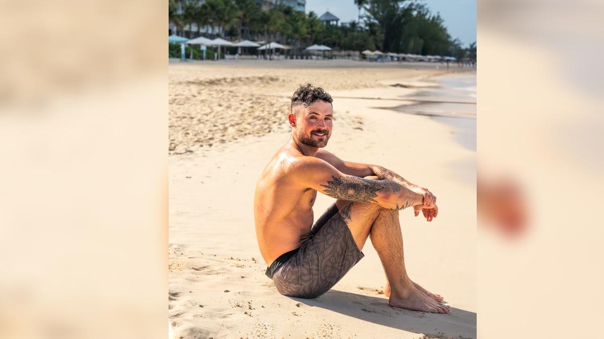 marriott bonvoy moment  point drop experience with dylan efron