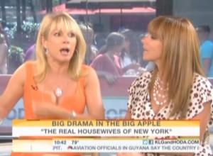 2011__08__Ramona Singer Jill Zarin Aug1newsbt 300×220.jpg