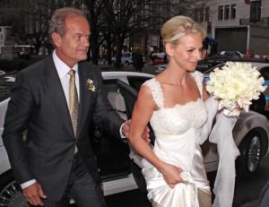 First Photos of Kelsey Grammer & Kayte Walsh As Husband & Wife!