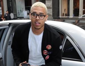 2011__03__Chris_Brown_GMA_Dancing_With_The_Stars_March22newsnea 300×231.jpg