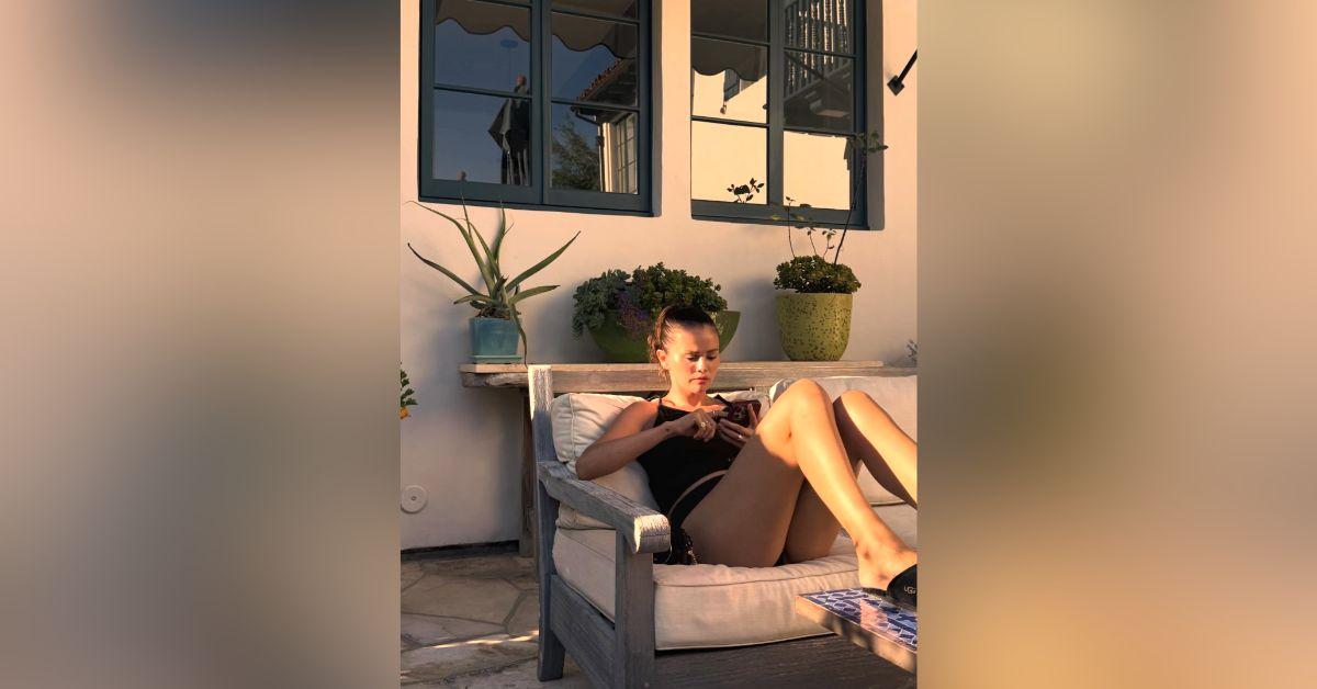 Image of Selena Gomez invited Taylor Swift to her wedding.