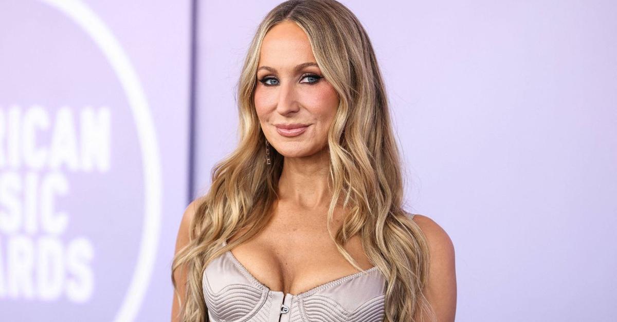 Nikki Glaser Leaves Hollywood Behind as She Embraces New Life in Missouri Where She Says Having A-list Pals 'Doesn't Matter'