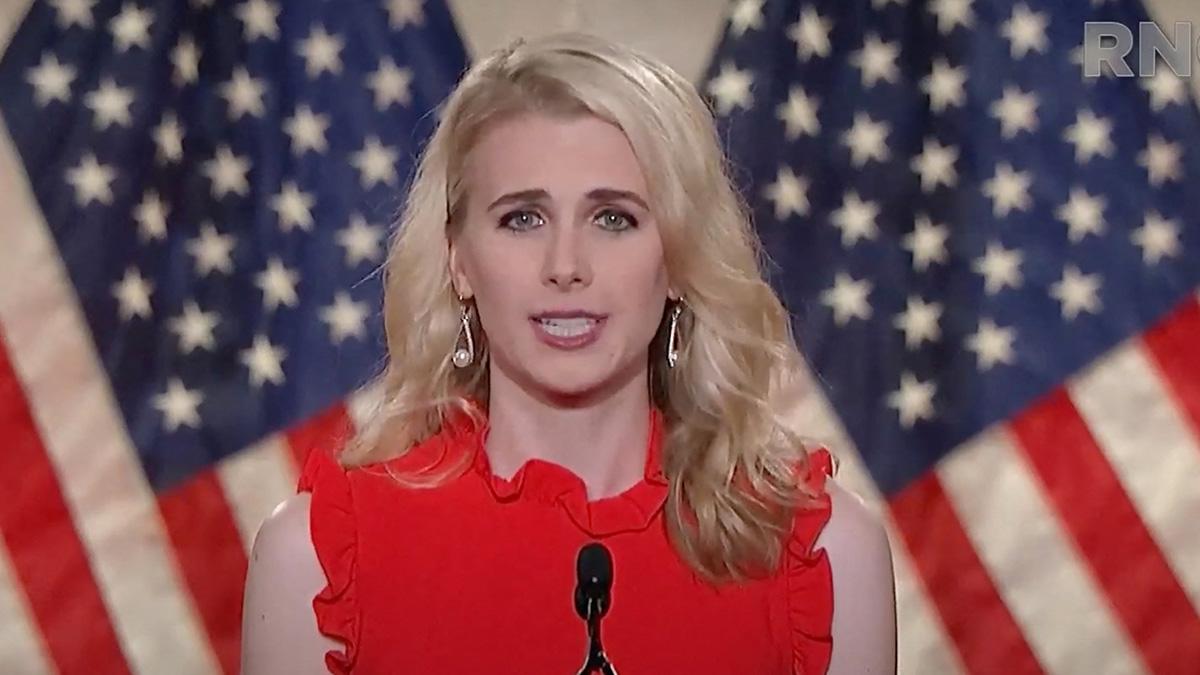 Photo of The White House aide was nicknamed 'the human printer' since she's always printing out positive articles to show the president.
