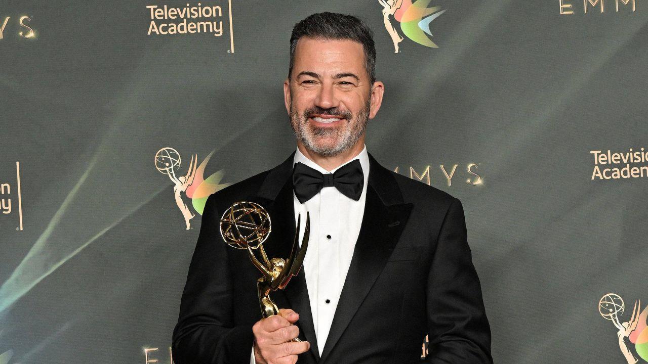 Image of Jimmy Kimmel highlighted Fox News’ participation in the press pool response.
