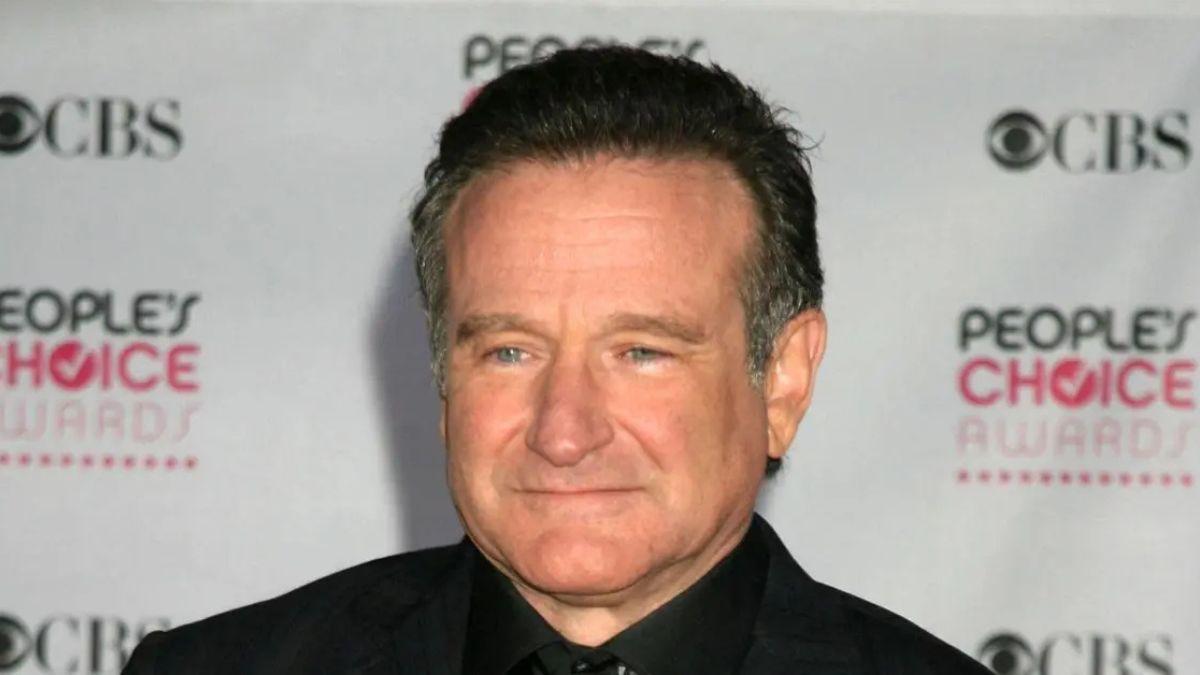 Photo of Robin Williams' widow revealed he was battling severe depression and paranoia before committing suicide.
