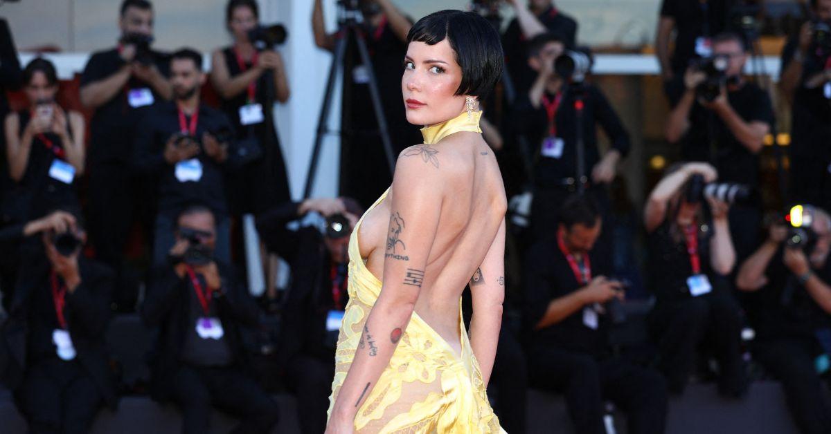 Photo of Halsey revealed that she recently underwent chemotherapy treatments.