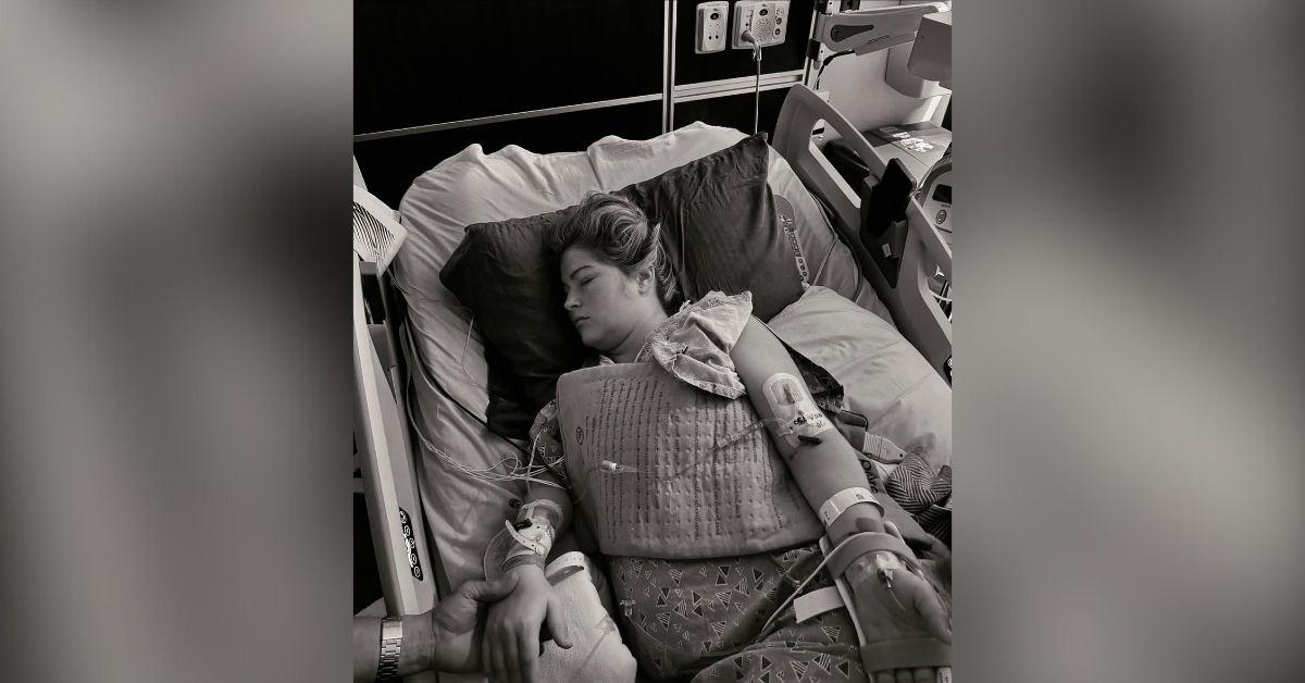 erin bates health woes hospitalization right leg function sepsis