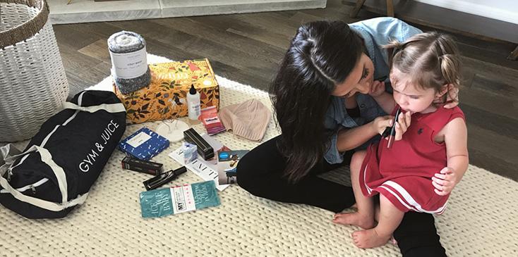 Bristol palin puts lipstick on baby feature