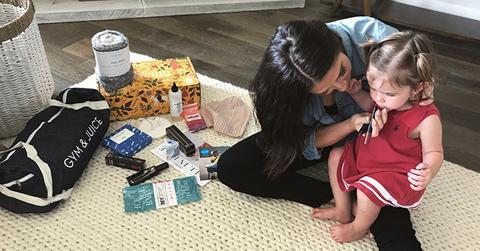 Bristol palin puts lipstick on baby feature