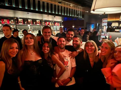 sofia vergara forgets bathing suit miami griselda premiere