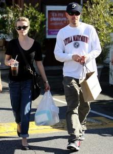 2010__12__FP_6244498_Witherspoon_Reese_MAC_121110 221&#215;300.jpg