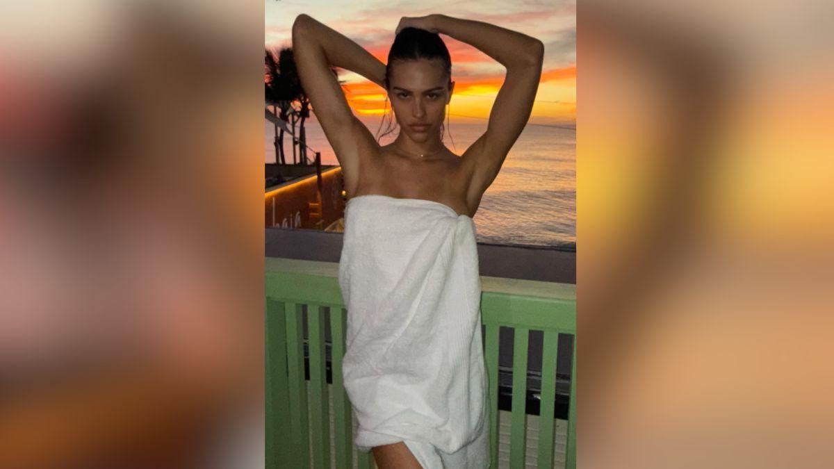 image of Amelia Gray Hamlin posed in just a towel in a January 8 post.