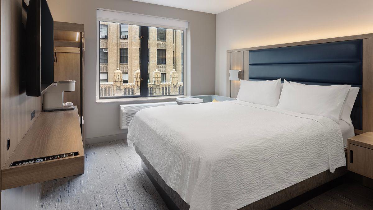 why holiday inn express chelsea nomad area is one of the best places to stay in new york city