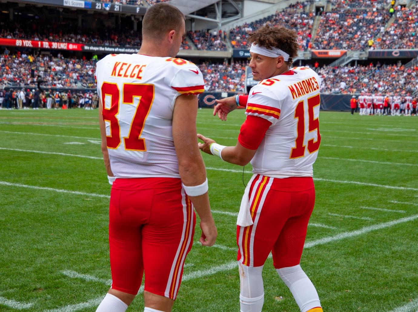 travis kelce patrick mahomes sideline outbursts dante hall