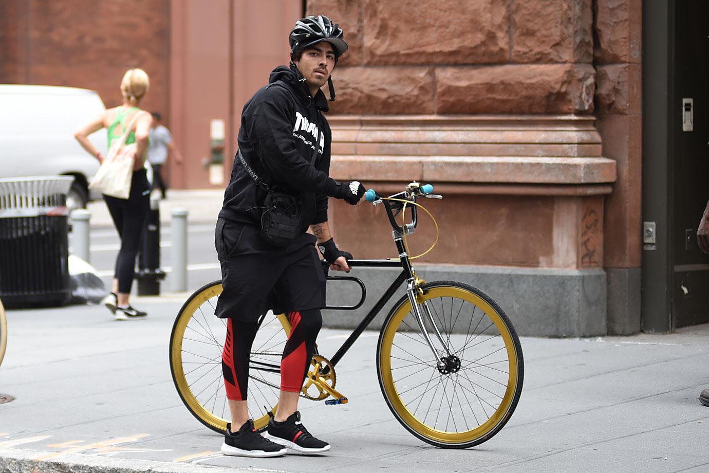 sophie turner fiance joe jonas bike