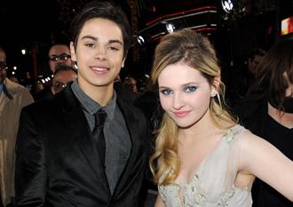 Jake t austin abigail breslin dec7nea.jpg