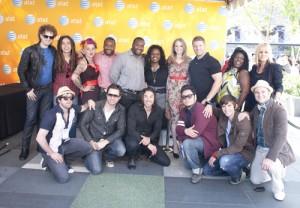 2011__05__1105_19_AMERICAN_IDOL0405_201105242047311 1 300×208.jpg