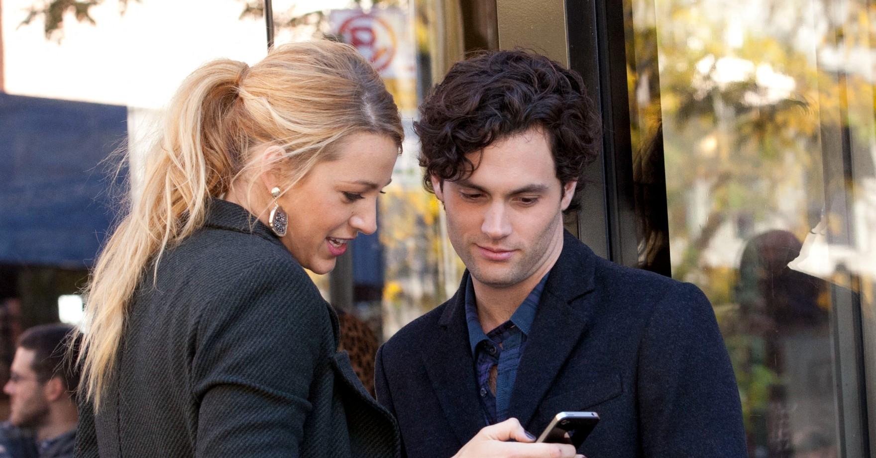 blake lively ripped apart reporter asking penn badgley romance