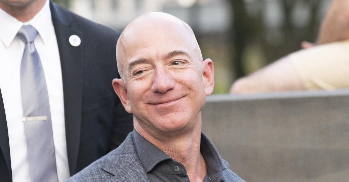 Jeff bezos owns 240 billion of amazon stock documents reveal