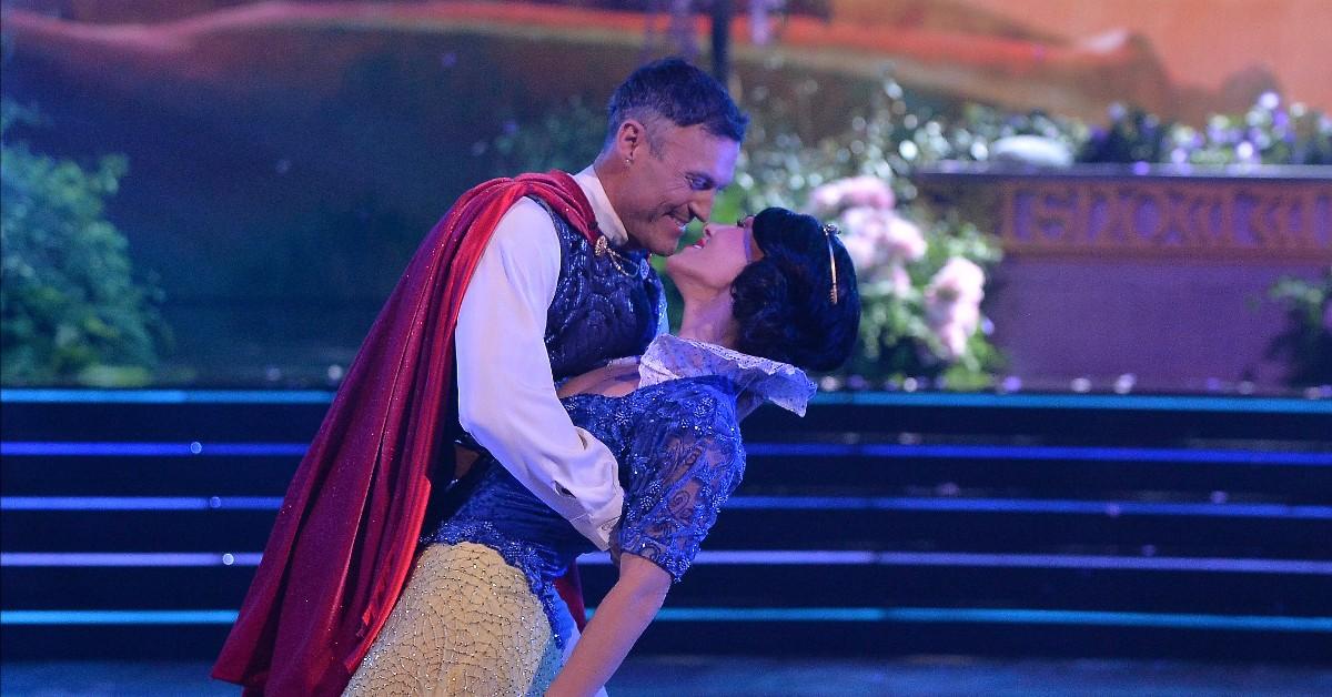 brian austin green girlfriend sharna burgess slammed dwts judges pda overload