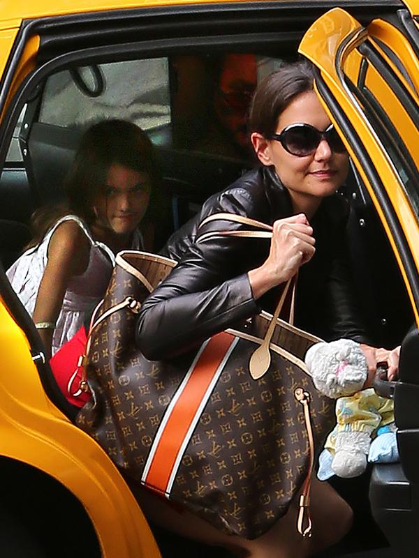 katie holmes in Hermes Birkin blue bag