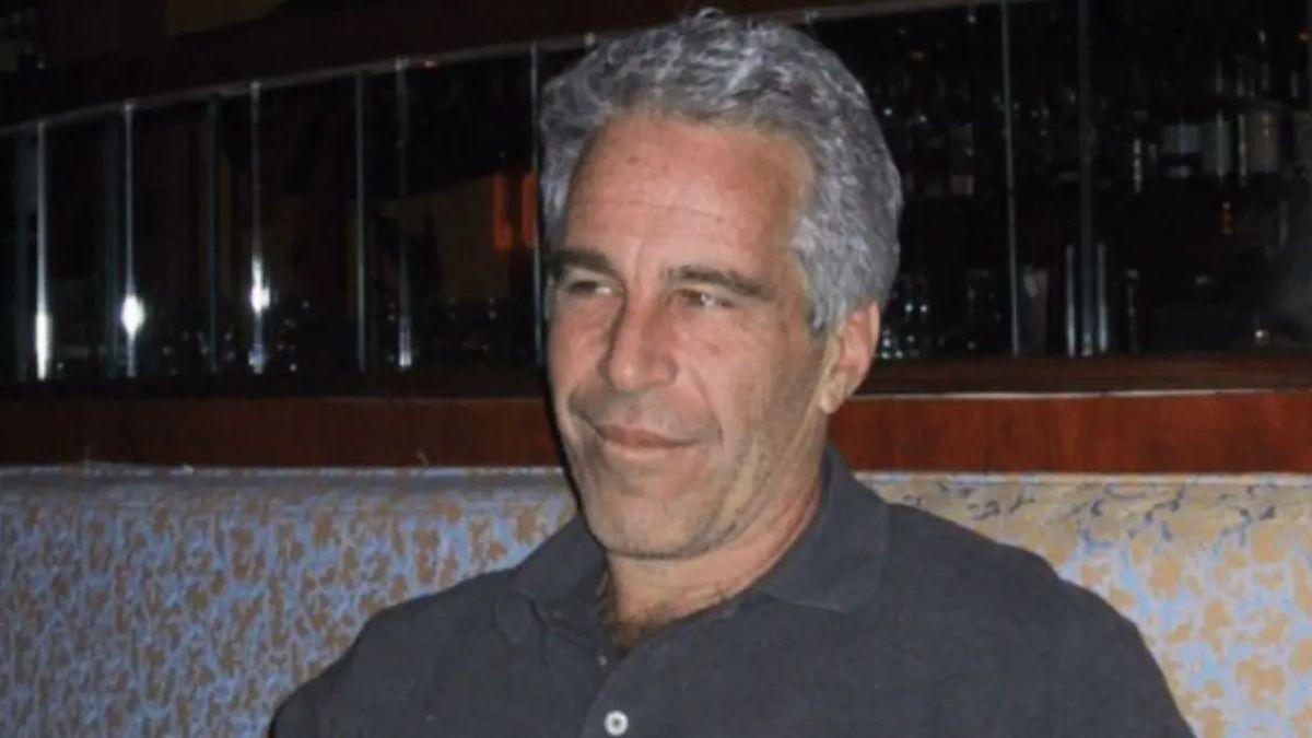 Photo of Patricia Schmidt believes Jeffrey Epstein 'intended' to sell her for s--.