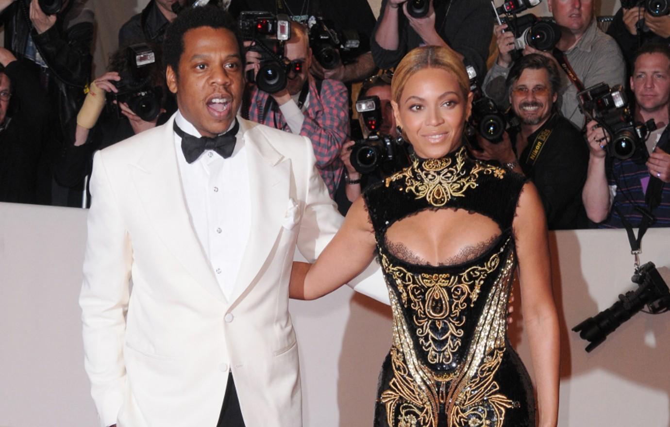 Happy' Beyonce & Jay-Z Seen On Intimate Dinner Date In Los Angeles