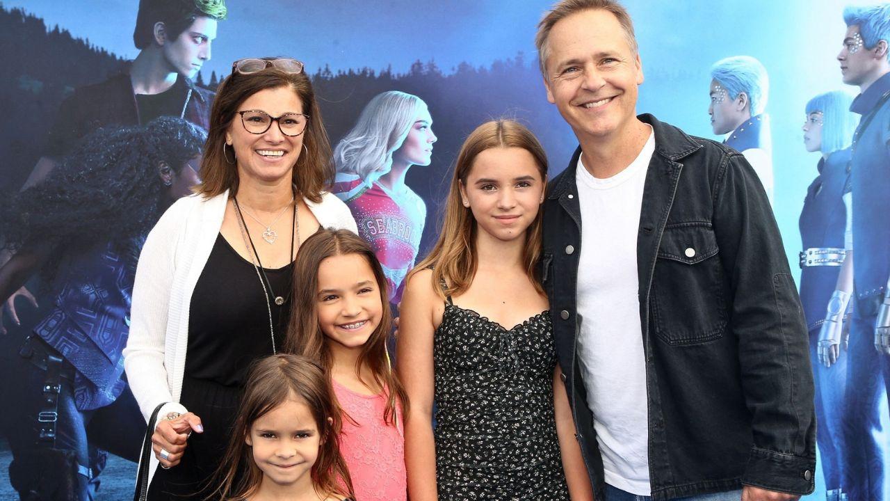 image of Chad Lowe Kim Painter, and daughters, Fiona, Mabel and Nixie.