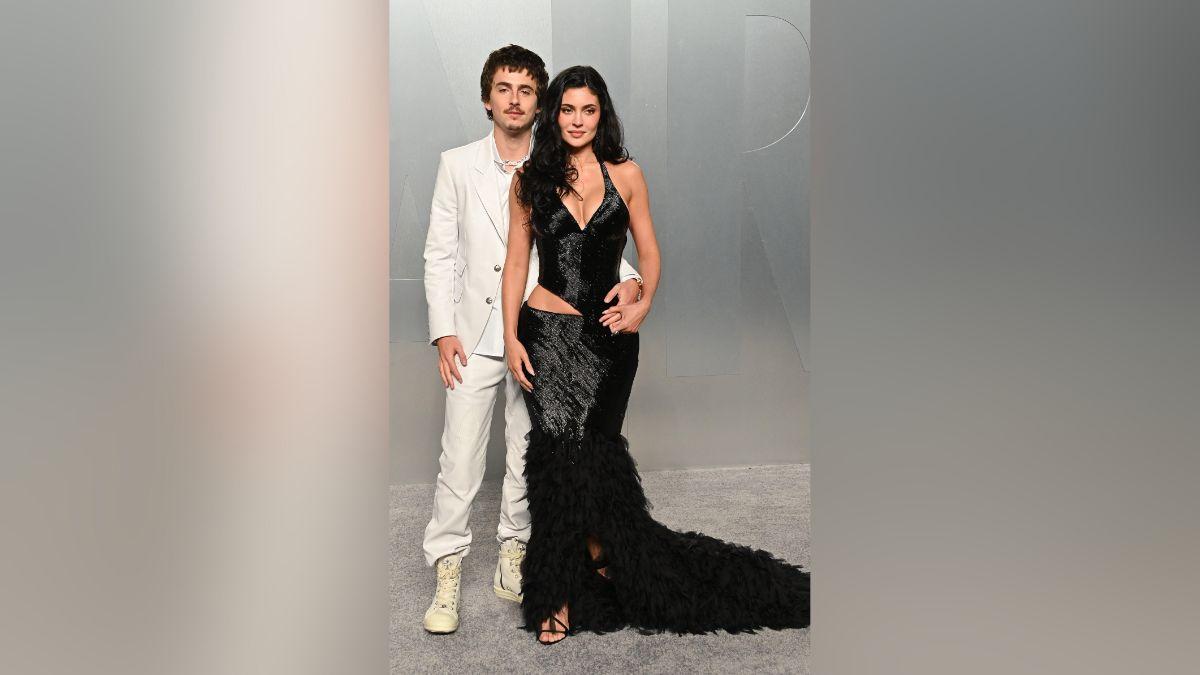 Image of Timothée Chalamet attended the Oscars with girlfriend Kylie Jenner.